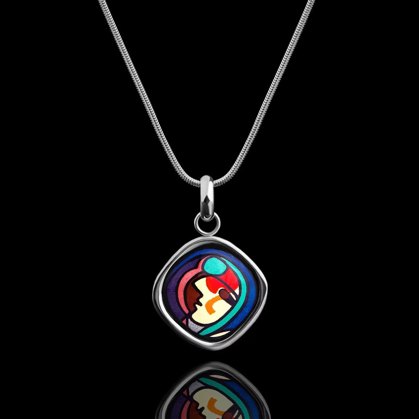 White gold necklace with the painting of Pablo Picasso "Girl in front of the mirror"